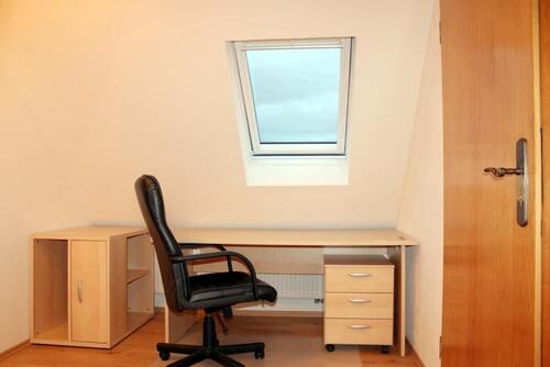 Büro - Dachgeschoßwohnung mit 35,00 m&sup2; in Bautzen zur Miete