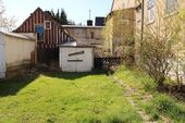 Grundstück mit Garage - 