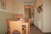 Flur mit Esstisch - 3 Zimmer Etagenwohnung in Bautzen