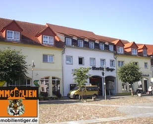 Wohnen am Markt! - 214,90&nbsp;EUR Kaltmiete, ca.&nbsp; 30,70&nbsp;m&sup2;&nbsp;Wohnfl&auml;che in Wittichenau (PLZ: 02997)