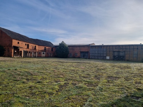Innenhof - 15 Zimmer Bauernhaus, Landhaus zum Kaufen in Gardelegen