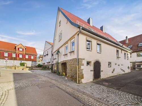 Foto - Haus zum Kaufen in Sachsenheim Kleinsachsenheim 0,00 € 169.99 m²