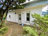 Hauseingang - 3 Zimmer Bungalow in Schwarz