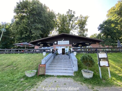Restaurant in Schwarz am Badestrand - 