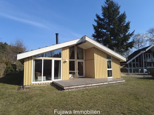Ansicht Süd-Seite - Ferienhaus Nr. 191 im Ferienpark Mirow - sehr sonniges Grundstück in ruhiger Lage