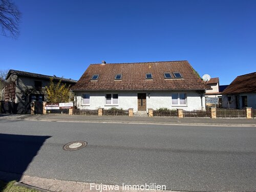 Ansicht Hofladen Haus und Garage - sanierungsbedürftiges Haus mit Garage und Nebengebäude günstig zu verkaufen