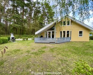 Ferienhaus in Mirow direkt am Wald - Einzelhaus mit großem Grundstück
