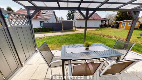 überdachte Terrasse - Bungalow mit 65,00 m&sup2; in Mirow zum Kaufen