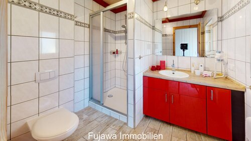 Bad - 3 Zimmer Doppelhaushälfte in Mirow