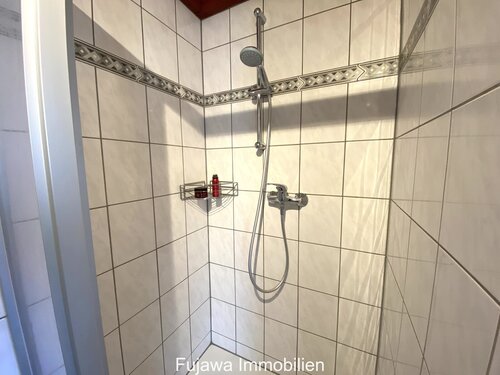 Dusche - Doppelhaushälfte mit 52,70 m&sup2; in Mirow zum Kaufen
