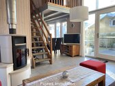 Wohnberiech mit Zugang zur Terrasse - 