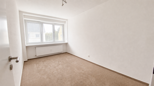 Kinderzimmer/Büro - 
