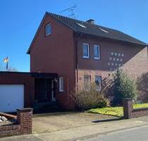 Familienfreundliches Haus in ruhiger Lage (Peckeloh) - Versmold