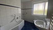 Badezimmer - 5 Zimmer Erdgeschoßwohnung in Warendorf