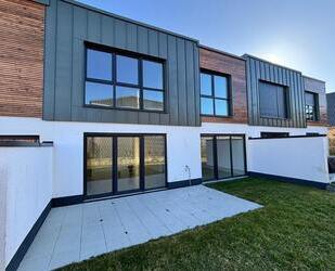 Sofort beziehbar! Die letzte Einheit für die Eigennutzung. Exklusives nachhaltiges Reihenmittelhaus in Neubeckum