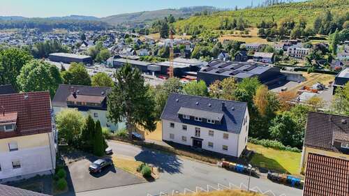 Mikrolage - 3 Zimmer Dachgeschoßwohnung zum Kaufen in Dietzhölztal