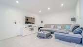 Wohnzimmer KG. - 