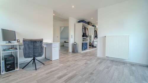 Arbeitszimmer DG. - 