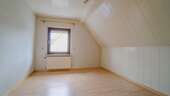 Schlafzimmer DG. - 