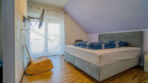 Schlafzimmer DG. - 