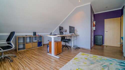Arbeitszimmer DG. - 