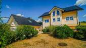 Ansicht vom Garten - 9 Zimmer Einfamilienhaus zum Kaufen in Haiger