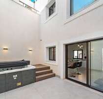 Neubau im modernen Stil mit Patio in Felanitx