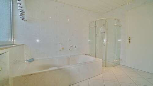 Badezimmer UG. - 