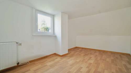 Schlafzimmer DG. - 