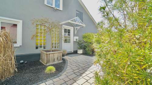 Herzlich Willkommen! - 3 Zimmer Einfamilienhaus zum Kaufen in Herborn-Uckersdorf