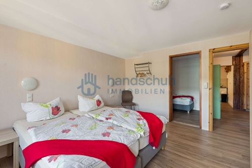 rechtes Schlafzimmer zum Rhein mit Kinderzimmer - 
