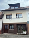 Vorderansicht - gepflegtes Reihenmittelhaus in Wöllstein