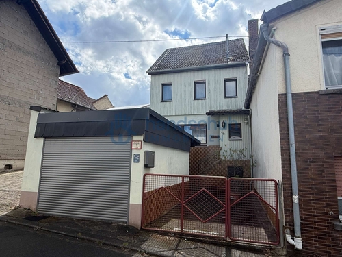 Vorderansicht - Einfamilienhaus in Windesheim mit Garten