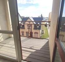 helle Zweiraumwohnung mit Balkon und Personenaufzug - Hermsdorf