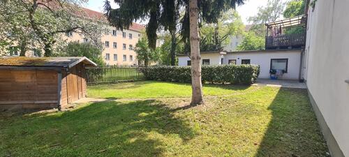20220503_145732 - Zum Frühsommer in die neue Studenten-Wohnung - mit Garten