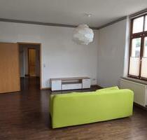 schöne und helle und zentrale 2-Zimmer-Wohnung in Stadtmitte Stadtroda´s