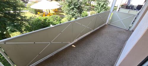 20240730_125648 - helle und kpl. sanierte Zweizimmerwohnung im ruhigen grünen Umfeld