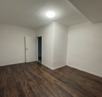 Helle renovierte Dachgeschoss 5 Zimmer Wohnung in Bochum Wattenscheid mit guter Anbindung