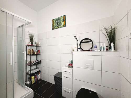 Badezimmer - Erdgeschoßwohnung mit 56,36 m² in Hamm zum Kaufen