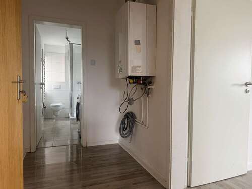 DG - Flur 2 - 5 Zimmer Etagenwohnung zur Miete in Bochum