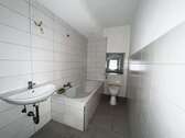 Badezimmer (2) - 2 Zimmer Etagenwohnung in Dortmund
