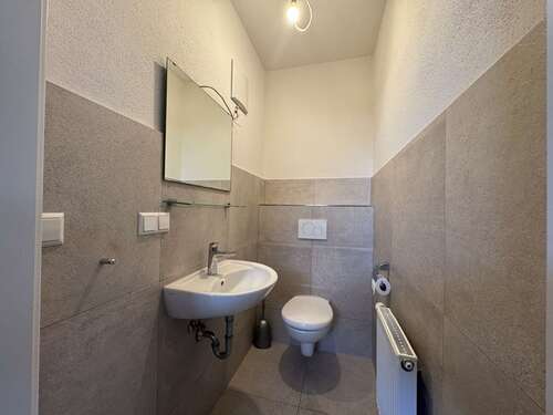 Toilette 1 - Gewerbeteil (32) - 