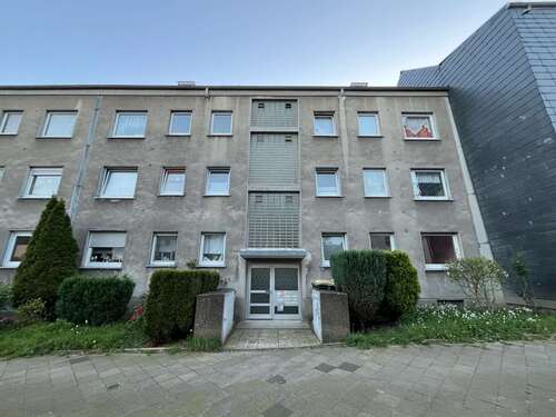Haus - Aussenansicht - ?Paket aus 6 ETW mit Balkonen & Tiefgaragenstellplatz Kapitalanlage in Bochum: Ihre Renditechance?