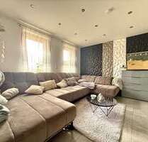 Helle 2,5-Zimmer-Wohnung mit moderner Küche und begehbarem Kleiderschrank - Spiesen-Elversberg