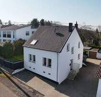 Freistehendes EFH mit großem Garten, Terrasse & Erweiterungspotenzial - saniert, neue Heizung (2023) - Lebach