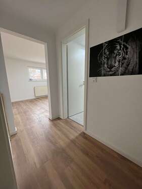 IMG_5373 - Moderne 4-Zimmer-Wohnung in Ensheim – saniert, hell und ab 01.08. verfügbar