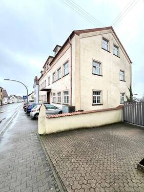 Bild 2 - 3 Zimmer Mehrfamilienhaus, Wohnhaus zum Kaufen in Bexbach / Frankenholz