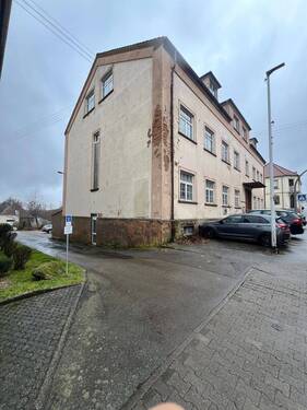 Bild 4 - Mehrfamilienhaus, Wohnhaus mit 850,00 m&sup2; in Bexbach / Frankenholz zum Kaufen