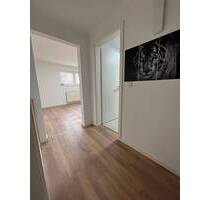Moderne 4-Zimmer-Wohnung in Ensheim - saniert, hell und ab 01.08. verfügbar - Saarbrücken-Halberg