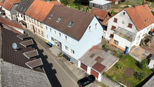 4 - Mehrfamilienhaus, Wohnhaus in Ottweiler zum Kaufen